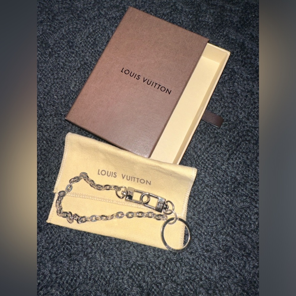 NWOT Louis Vuitton Keychain